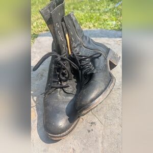 *YARD SALE!* Modern Vintage Black Leather Lace-Up Boots